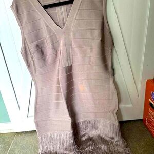 New from Venus size 24 but like a 22 in my opinion party dress!